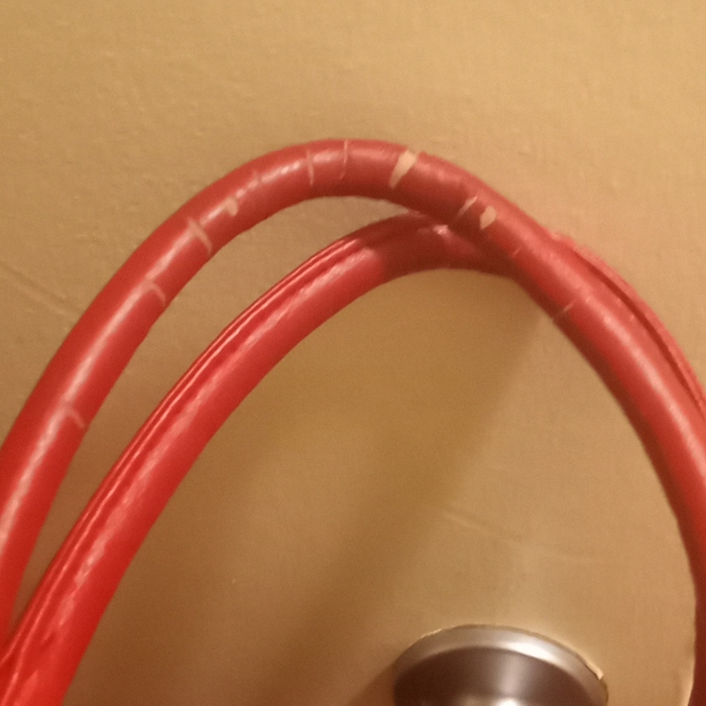 Red handbag - Picture 2 of 4